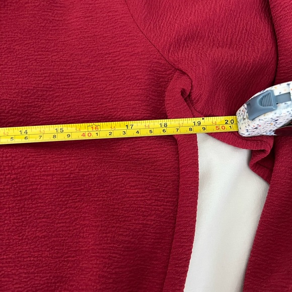 Madewell Texture and Thread Crepe Wrap top red - Picture 4 of 6